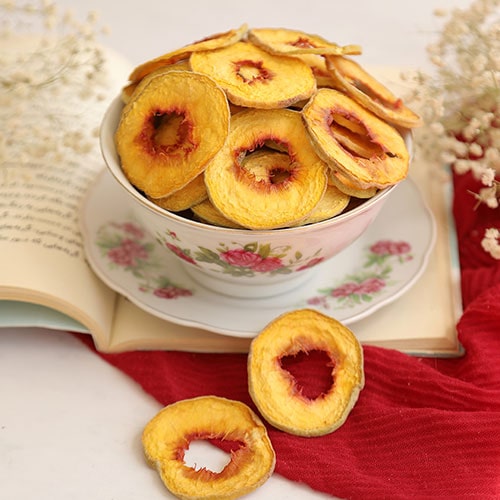 تصویر چیپس هلو زعفرانی 