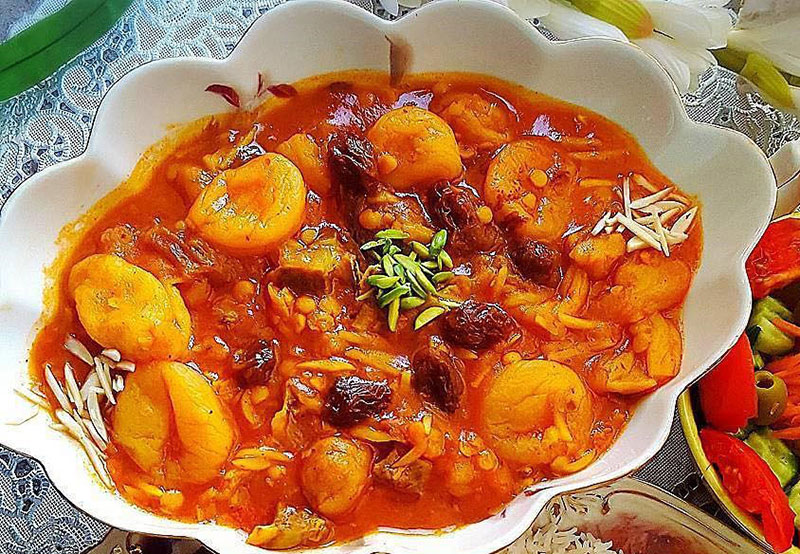 خورشت-قیمه-با-آلو